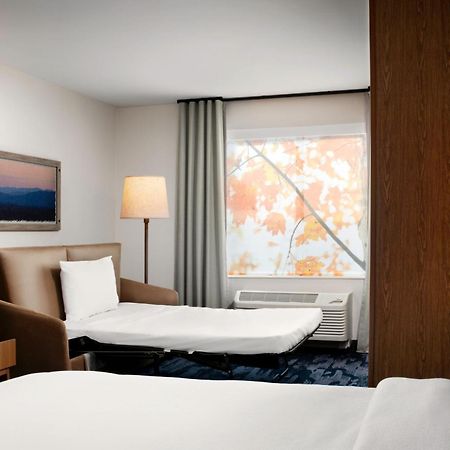 Fairfield By Marriott Inn & Suites Chino Exterior photo