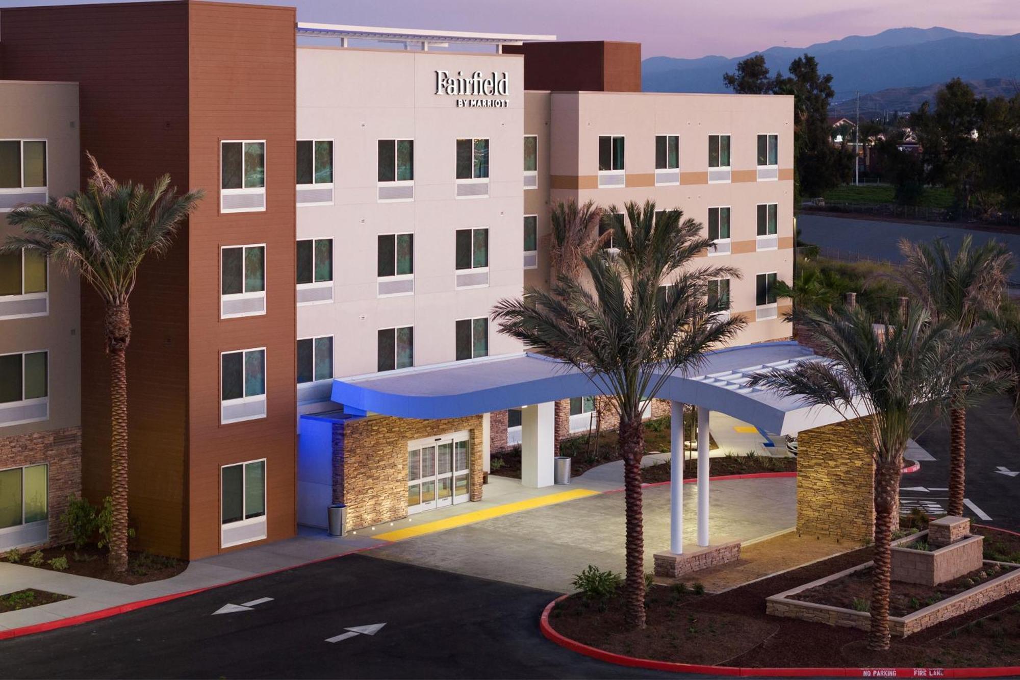 Fairfield By Marriott Inn & Suites Chino Exterior photo